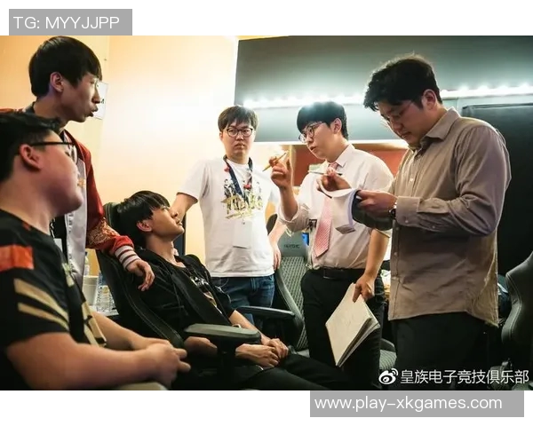 电竞比分分析和平精英战术探讨RNG中路突破的成功之道